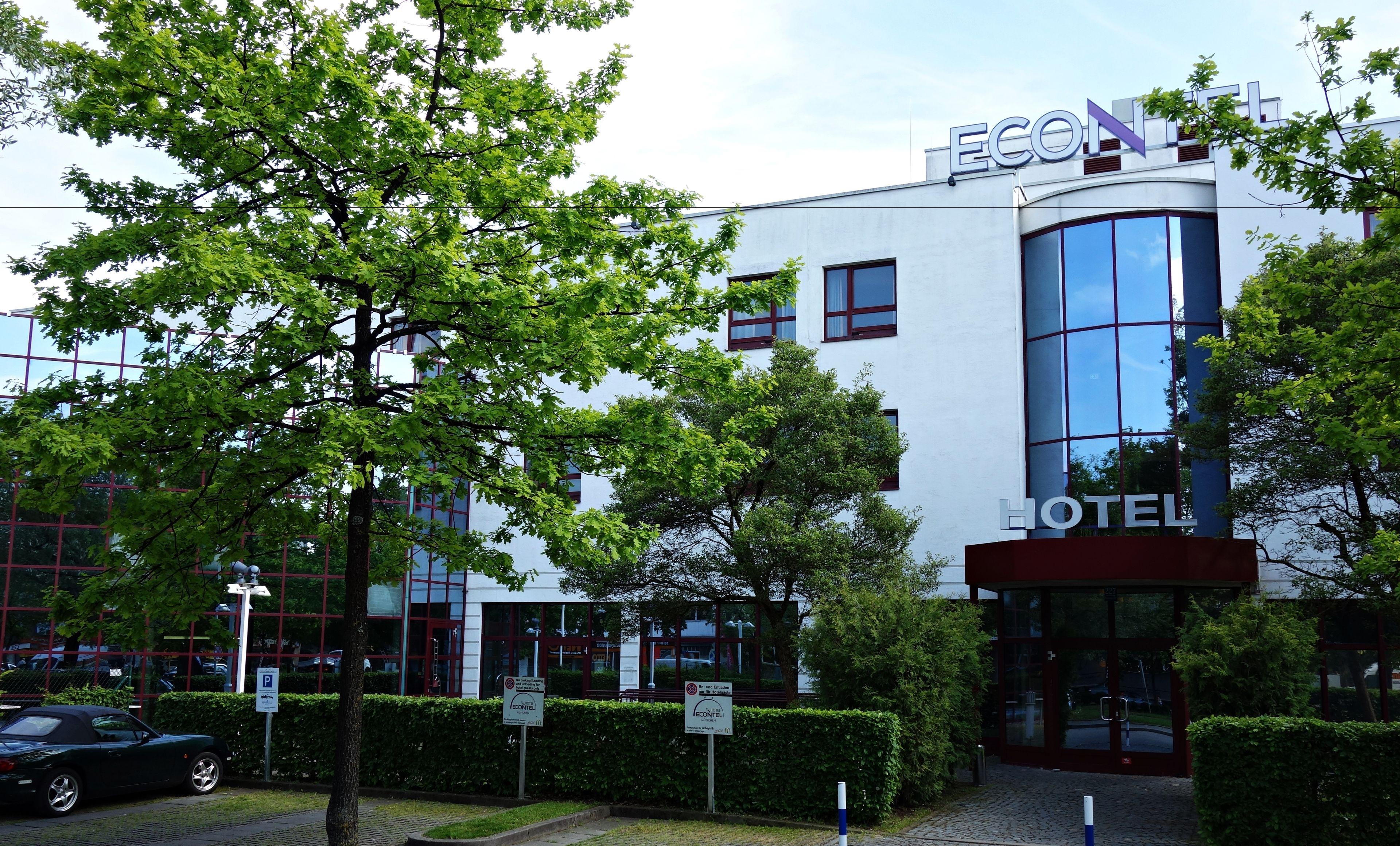 Amber Econtel — Photos 2